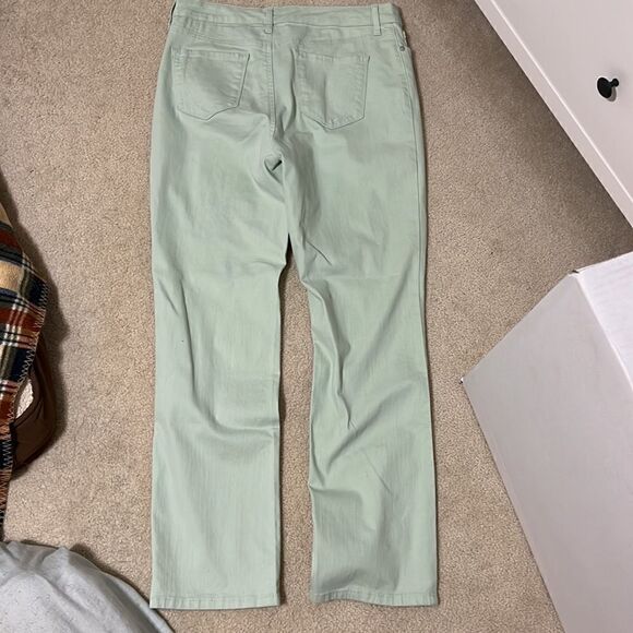 Women’s Bandolino Mint Green Pants 12 - Picture 2 of 4